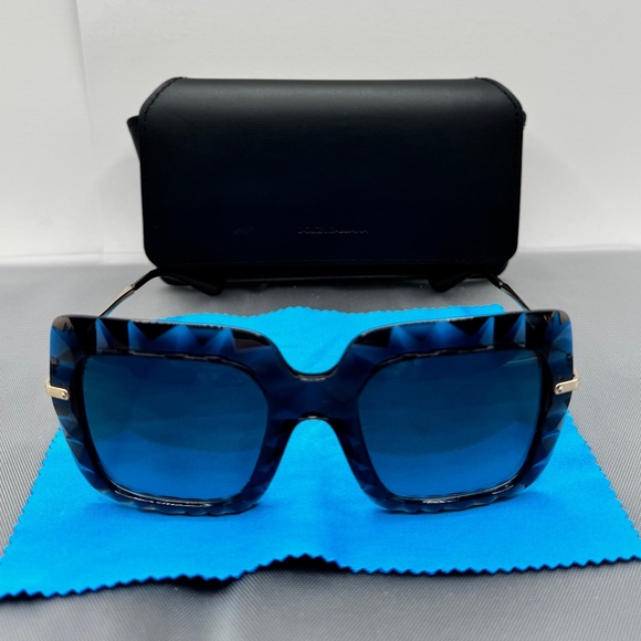 Dolce & Gabbana Sunglasses DG611 Black Size 51.22.135 Preloved main image 6
